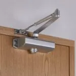 Door closer 1000x776 1 150x150 - Instalar Reparar Muelles Puertas Cierrapuertas