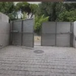 puertas abatible de garaje para puertas 150x150 - Instalación y Reparación Puertas de Garaje Batientes